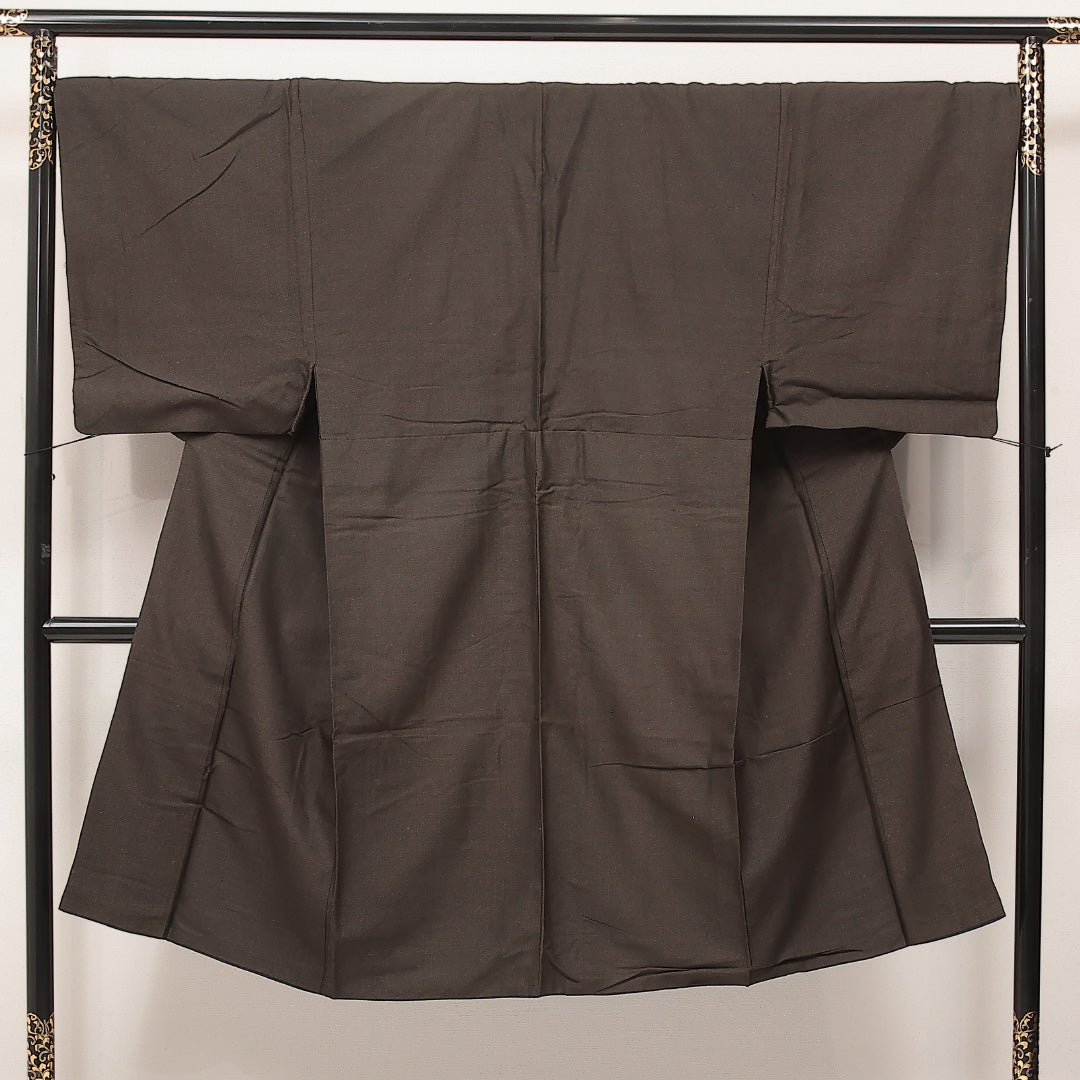 男着物 袷 身丈135cm 裄丈69cm 正絹 Aランク カジュアル 棒衿 Sサイズ 無地 茶系 RP 1224-17215