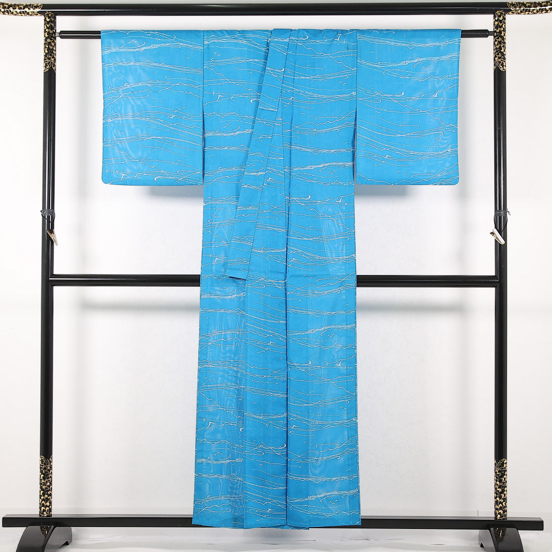 夏物 洗える着物 小紋 絽 身丈152cm 裄丈61cm ポリエステル Cランク インフォーマル バチ衿 Sサイズ 創作柄 水色系 RP 1221-17388