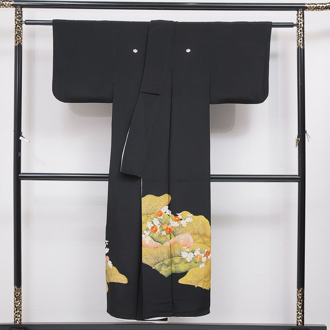 黒留袖 袷 身丈147cm 裄丈51cm 正絹 Cランク 五つ紋 (五三桐) フォーマル 広衿 XSサイズ 琳派 金彩 比翼 光悦垣 黒系 LP 1213-07093