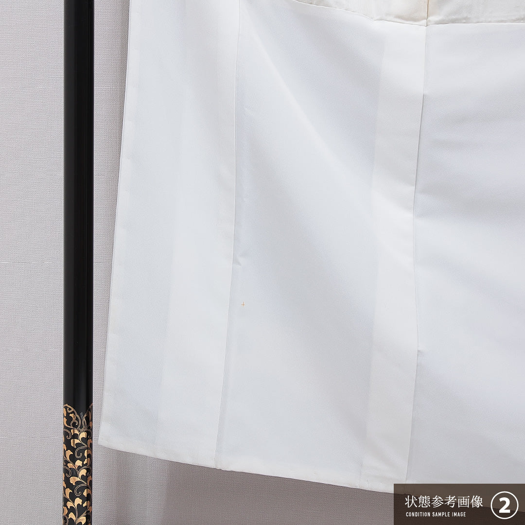 黒留袖 袷 身丈150cm 裄丈63cm 正絹 Sランク 五つ紋 (五三桐) フォーマル 広衿 Sサイズ 蘇州刺繍 比翼 菊 黒系 RP 1213-07015