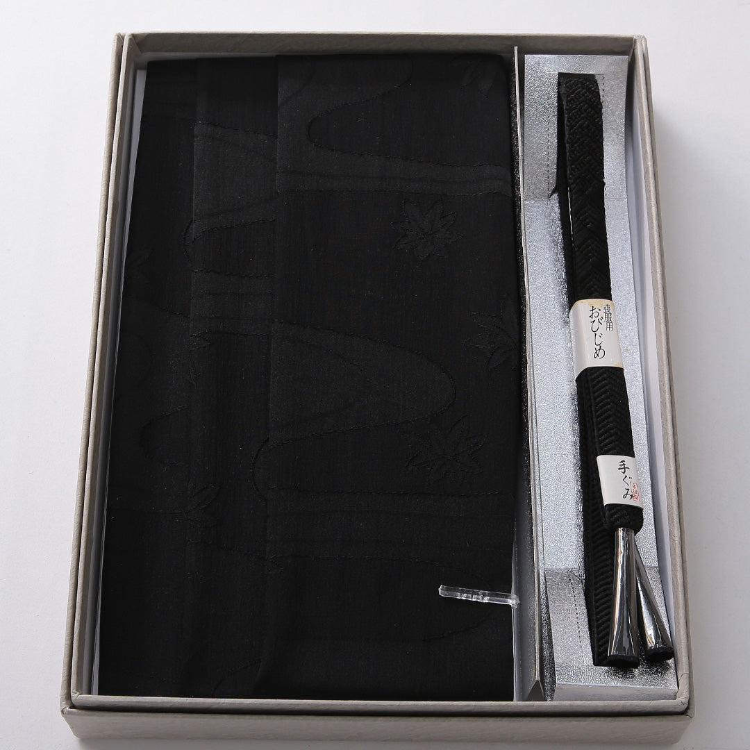 未使用品 帯締め・帯揚げセット 弔事用 正絹 平組紐 唐組 ちりめん 黒系 1254-01073