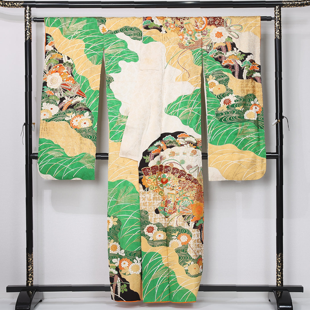 振袖 袷 身丈158cm 裄丈63cm 正絹 Bランク フォーマル 広衿 Mサイズ 刺繍 貝桶 牡丹 松 多色系 RP 1215-06738