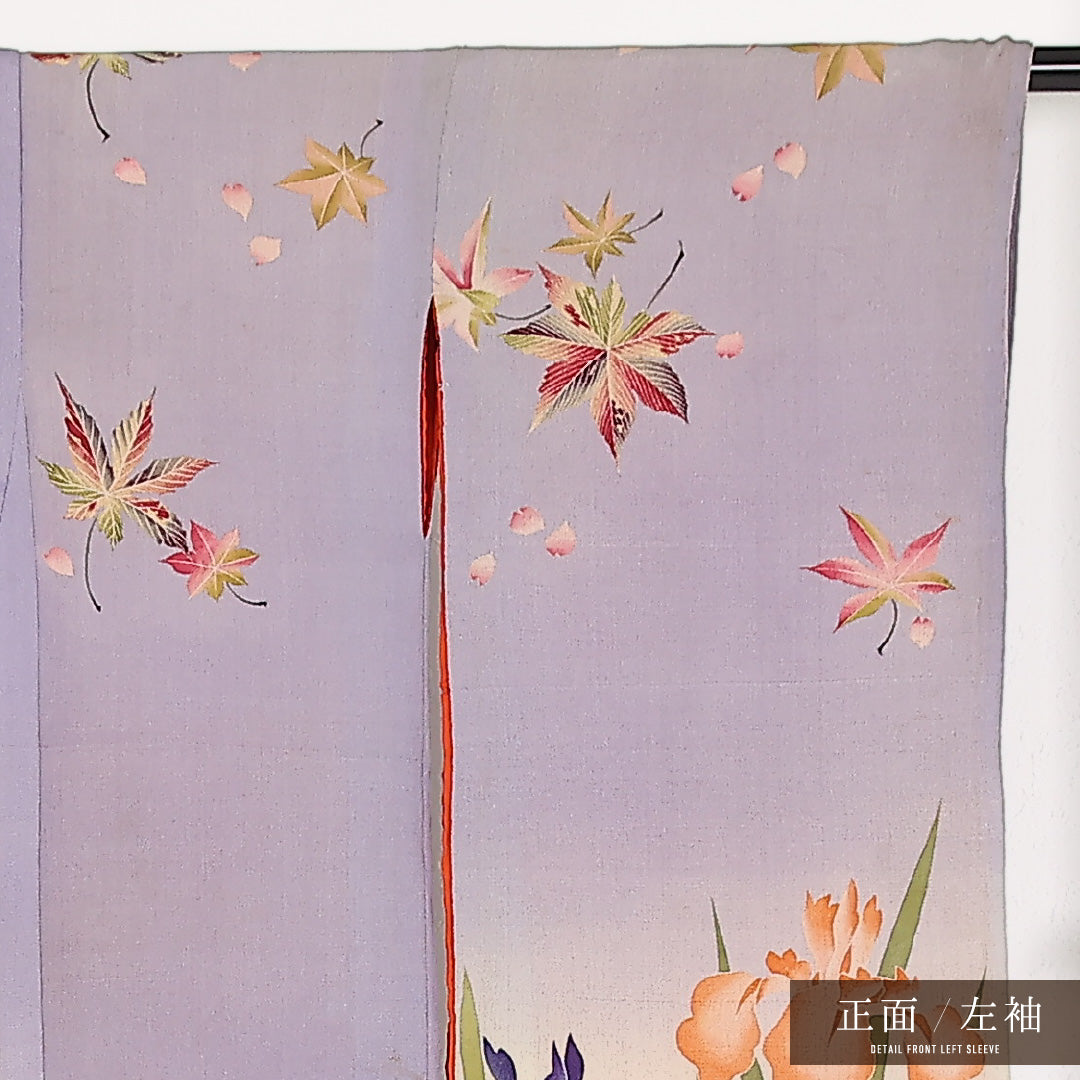 アンティーク 小振袖 (ちりめん) 袷 身丈128cm 裄丈63cm 正絹 Dランク 三つ紋 (三つ割五三桐) バチ衿 XSサイズ 菖蒲 紅葉 ちりめん グレー系 M4 1216-17555