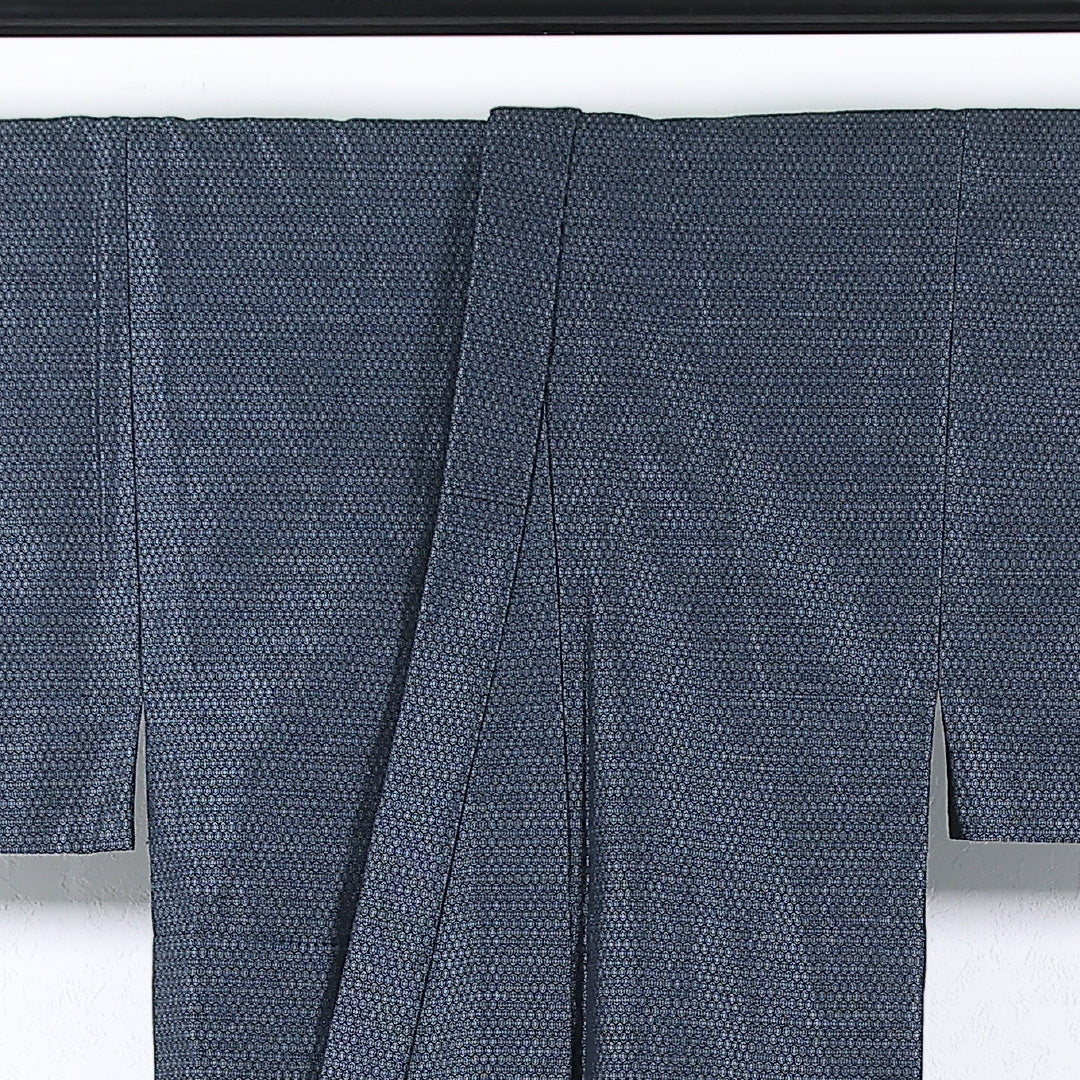 アンサンブル 男着物 (紬) 袷 身丈141cm 裄丈68cm 正絹 Sランク インフォーマル 棒衿 Sサイズ 亀甲 紺系 RP 1224-17364