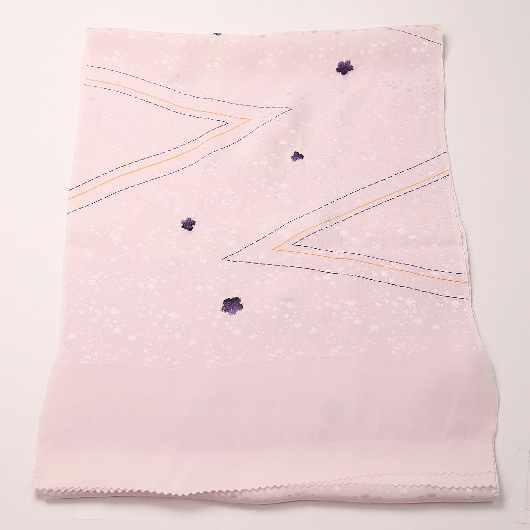 未使用品 帯揚げ 正絹 ちりめん Sランク 刺繍 ピンク系 1252-00741