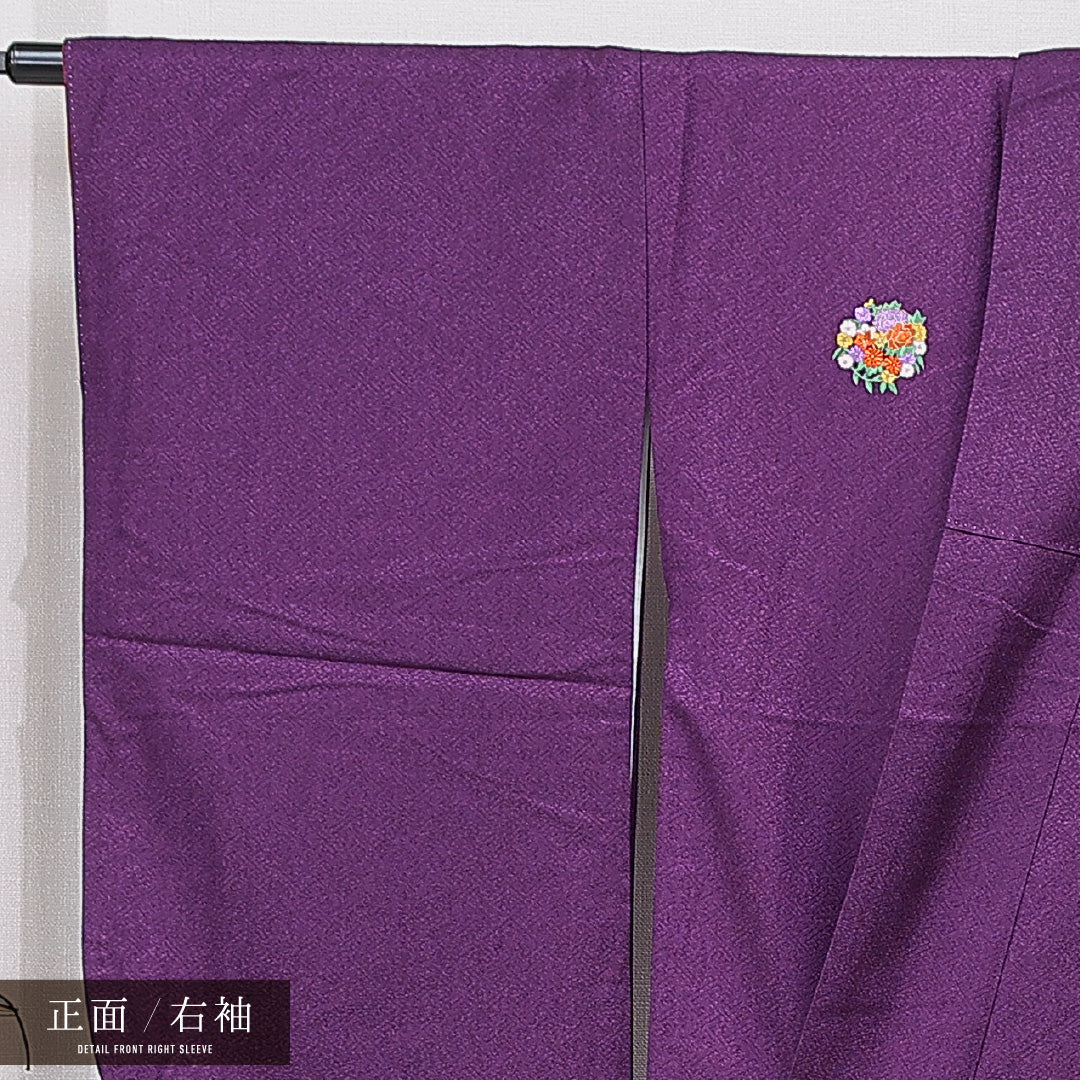 洗える着物 小振袖 袷 身丈164cm 裄丈66cm ポリエステル Sランク 紋意匠 (紗綾形) セミフォーマル 広衿 Lサイズ 刺繍 牡丹 菊 紫系 RP 1216-07056