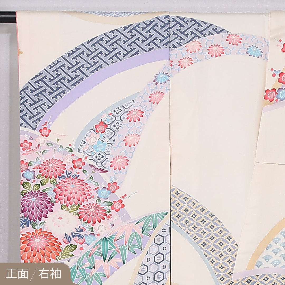 振袖 袷 身丈163cm 裄丈63cm 正絹 Bランク フォーマル 広衿 Lサイズ 牡丹 紅葉 吉祥文様 クリーム系 RP 1215-06740