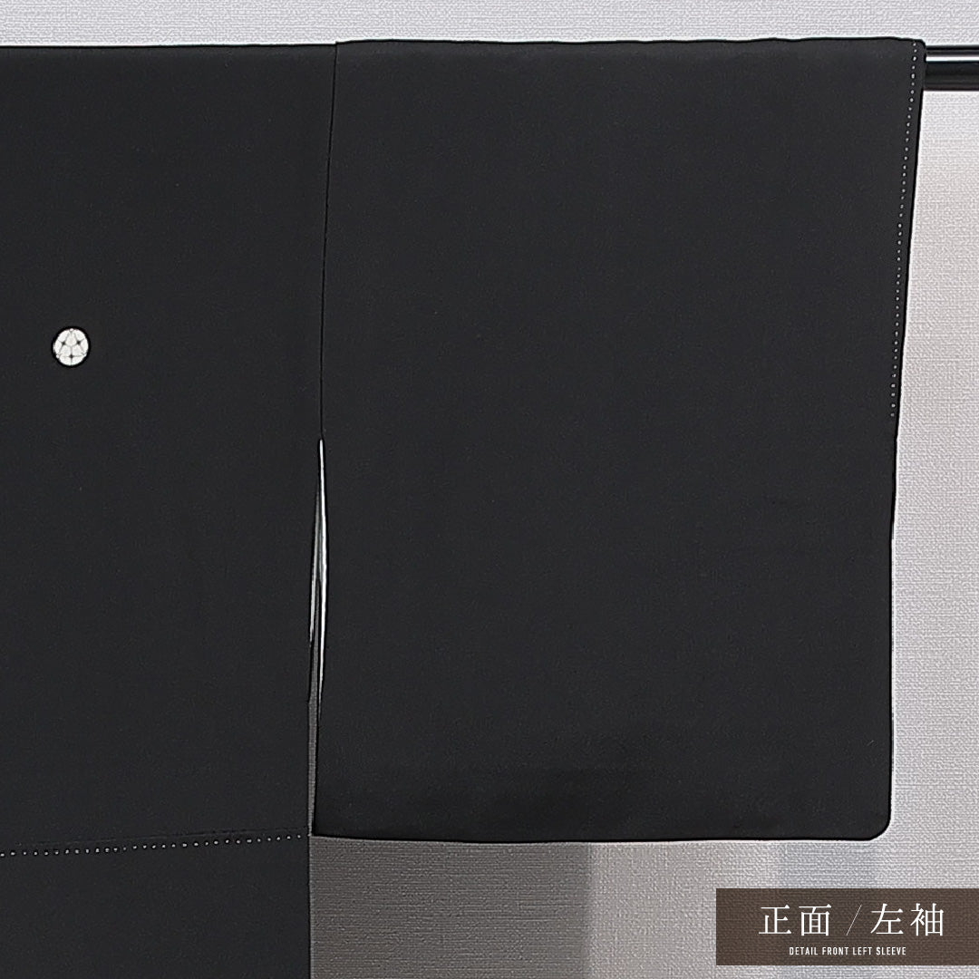 黒留袖 袷 身丈154cm 裄丈63cm 正絹 Sランク 五つ紋 (三つ割り桔梗) フォーマル 広衿 Sサイズ 比翼 落款 京洛百景 松 清水寺 黒系 M4 1213-07013