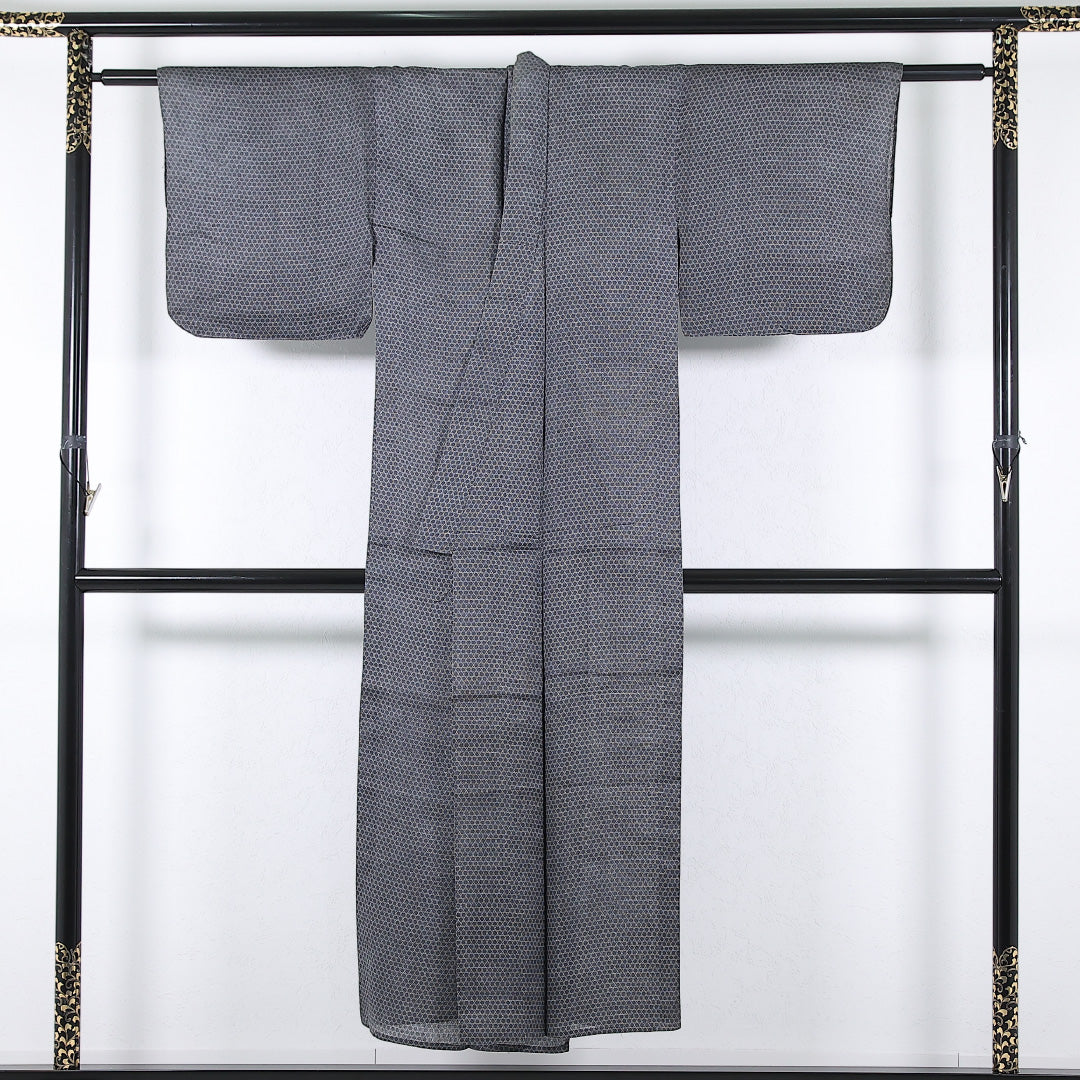 夏物 洗える着物 麻の小紋 身丈146cm 裄丈61cm 麻 Cランク インフォーマル バチ衿 2XLサイズ 籠目 グレー系 RP 1221-17378