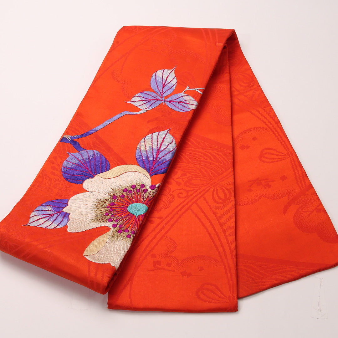 アンティーク 半幅帯 帯丈328cm 正絹 ポイント柄 小袋帯 椿 刺繍 朱系 1247-00706