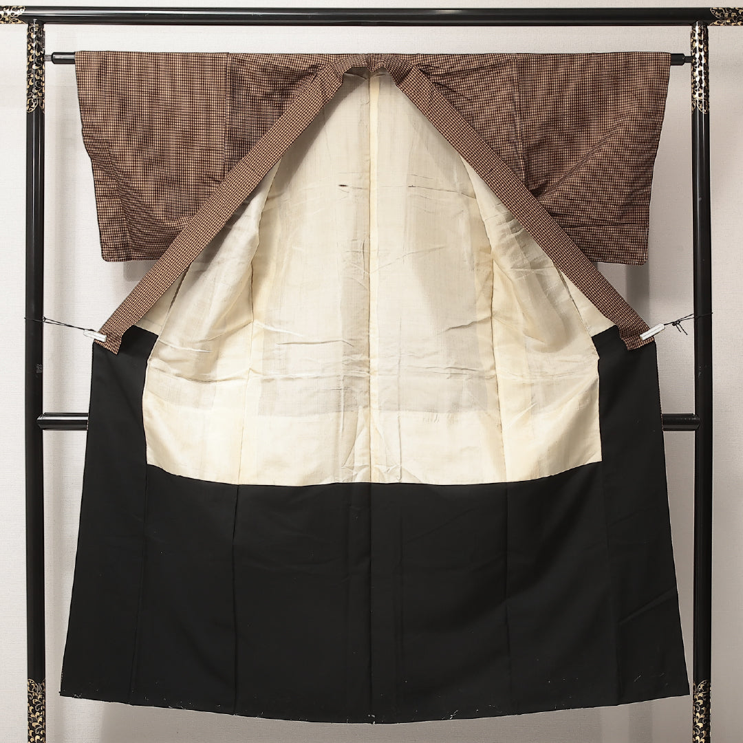 アンティーク 紬 袷 身丈142cm 裄丈62cm 正絹 Cランク バチ衿 XSサイズ 格子 茶系 RP 1223-17207