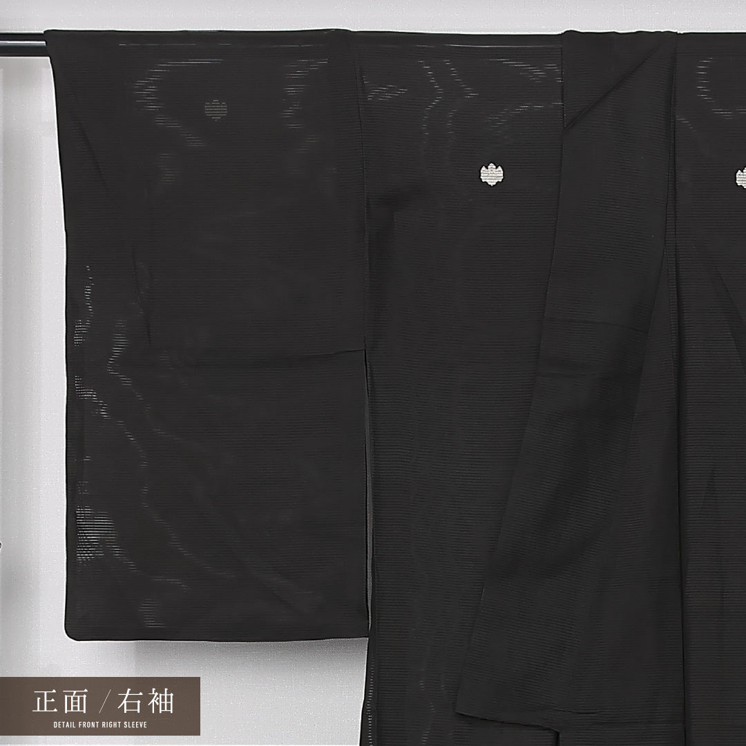 夏物 黒留袖 絽 身丈149cm 裄丈63cm 正絹 Sランク 五つ紋 (五三桐) フォーマル 広衿 XSサイズ 鳥 撫子 笹 黒系 RP 1213-06775