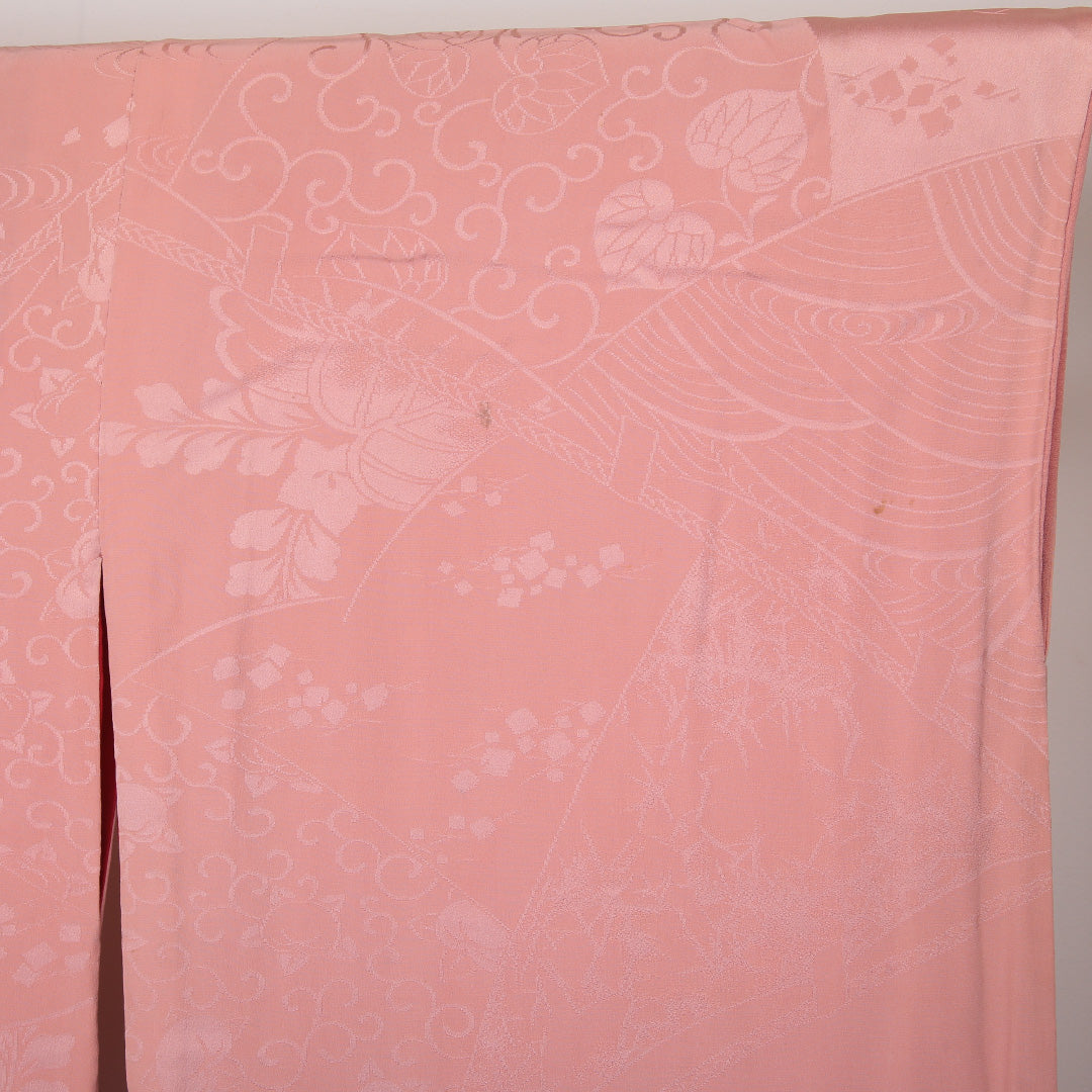 アンティーク 小振袖 (錦紗) 袷 身丈157cm 裄丈63cm 正絹 Bランク 紋意匠 (吉祥文様) 広衿 Mサイズ 藤 牡丹 ピンク系 RP 1216-06346