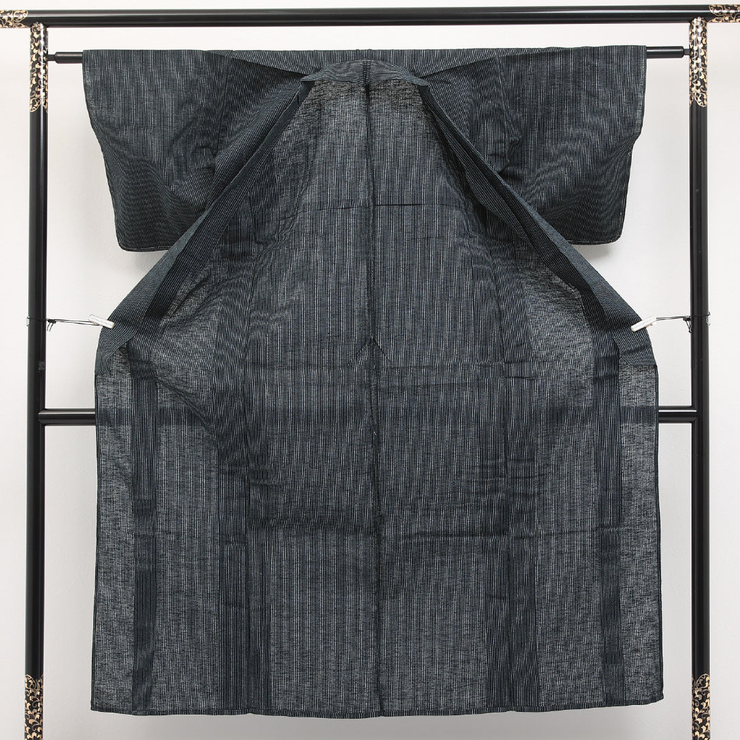 夏物 紬 夏紬 身丈147cm 裄丈59cm 正絹 Sランク カジュアル バチ衿 Mサイズ 縞 紺系 RP 1223-17295