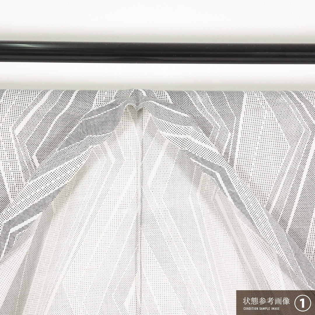 夏物 洗える着物 木綿の浴衣 男性用 身丈145cm 裄丈68cm 木綿 Bランク カジュアル 棒衿 3XLサイズ 幾何学柄 グレー系 RP 1226-17403