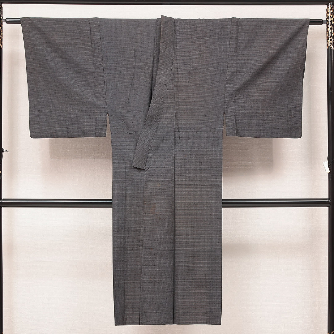 夏物 男着物 身丈127cm 裄丈66cm 正絹 Cランク カジュアル 棒衿 XSサイズ 肩当て 無地 グレー系 RP 1224-17186