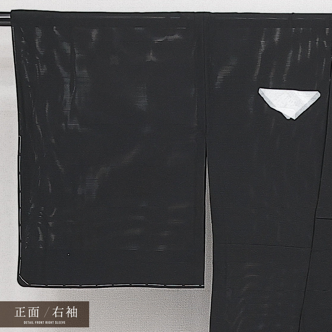 未使用品 夏物 黒紋付 絽 身丈167cm 裄丈67cm 正絹 Nランク 五つ紋 (違い矢) 弔事用 広衿 XLサイズ しつけ糸 黒系 M4 1230-06886