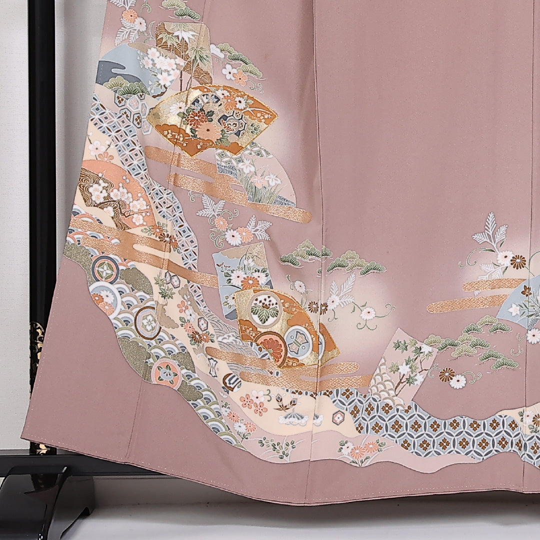 色留袖 袷 身丈157cm 裄丈67cm 正絹 Aランク 三つ紋 (丸に木瓜) フォーマル 広衿 Mサイズ 刺繍 道長取り 扇面文 ピンク系 RP 1214-06556
