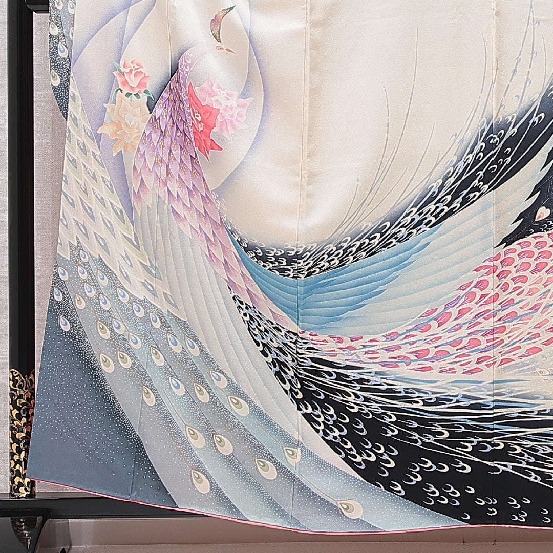 振袖 袷 身丈159cm 裄丈63cm 正絹 Sランク フォーマル 広衿 Mサイズ 孔雀 牡丹 クリーム系 RP 1215-06991