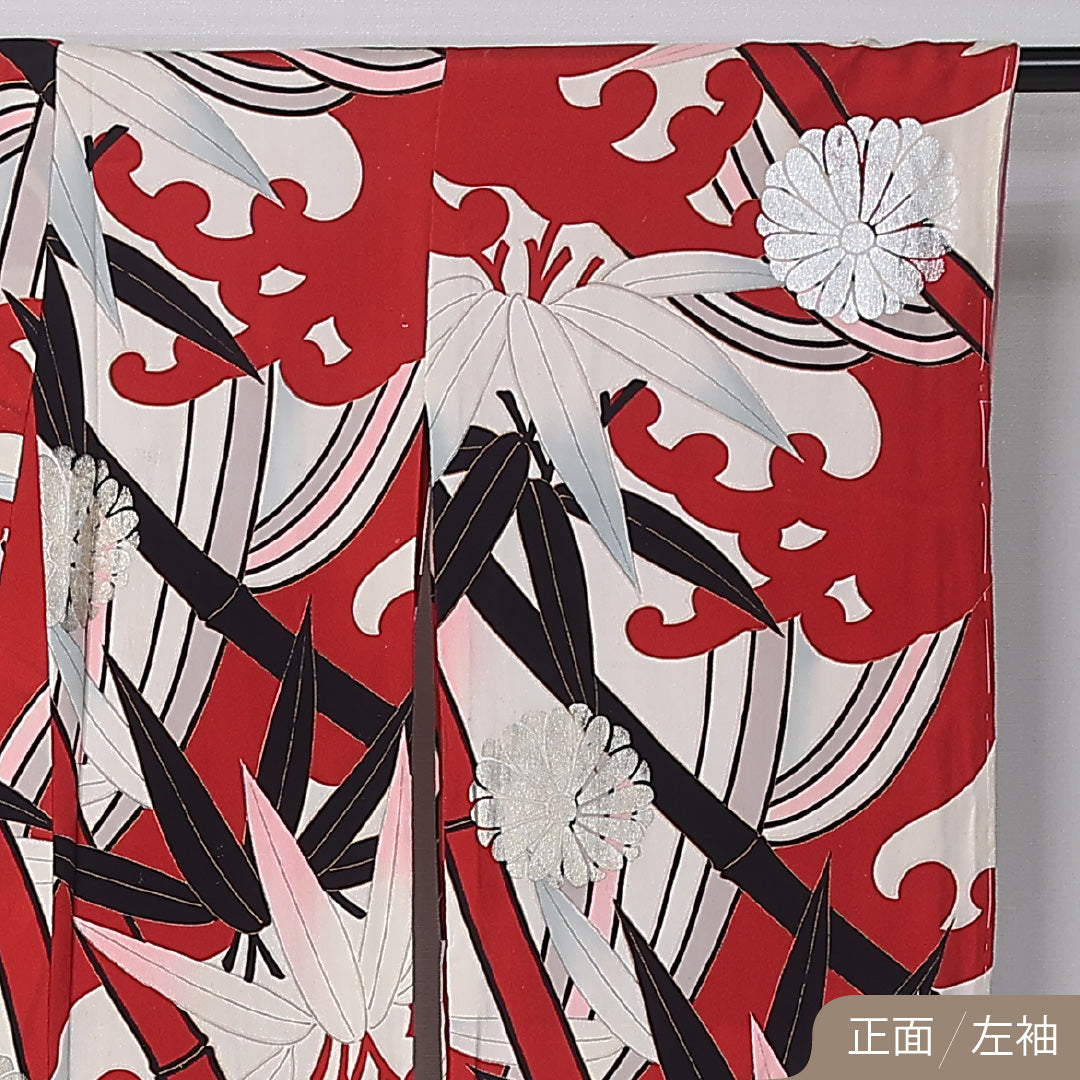 アンティーク 小振袖 袷 身丈156cm 裄丈62cm 正絹 Aランク バチ衿 Mサイズ 菊 竹 赤系 RP 1216-06763