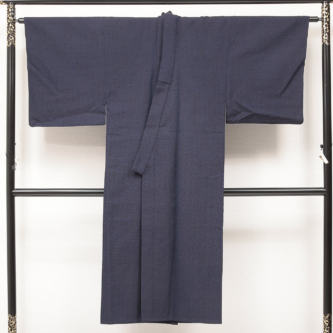 洗える着物 ウールの男着物 単衣 身丈135cm 裄丈69cm ウール Bランク カジュアル 棒衿 Sサイズ 肩当て 無地 紺系 RP 1224-17195