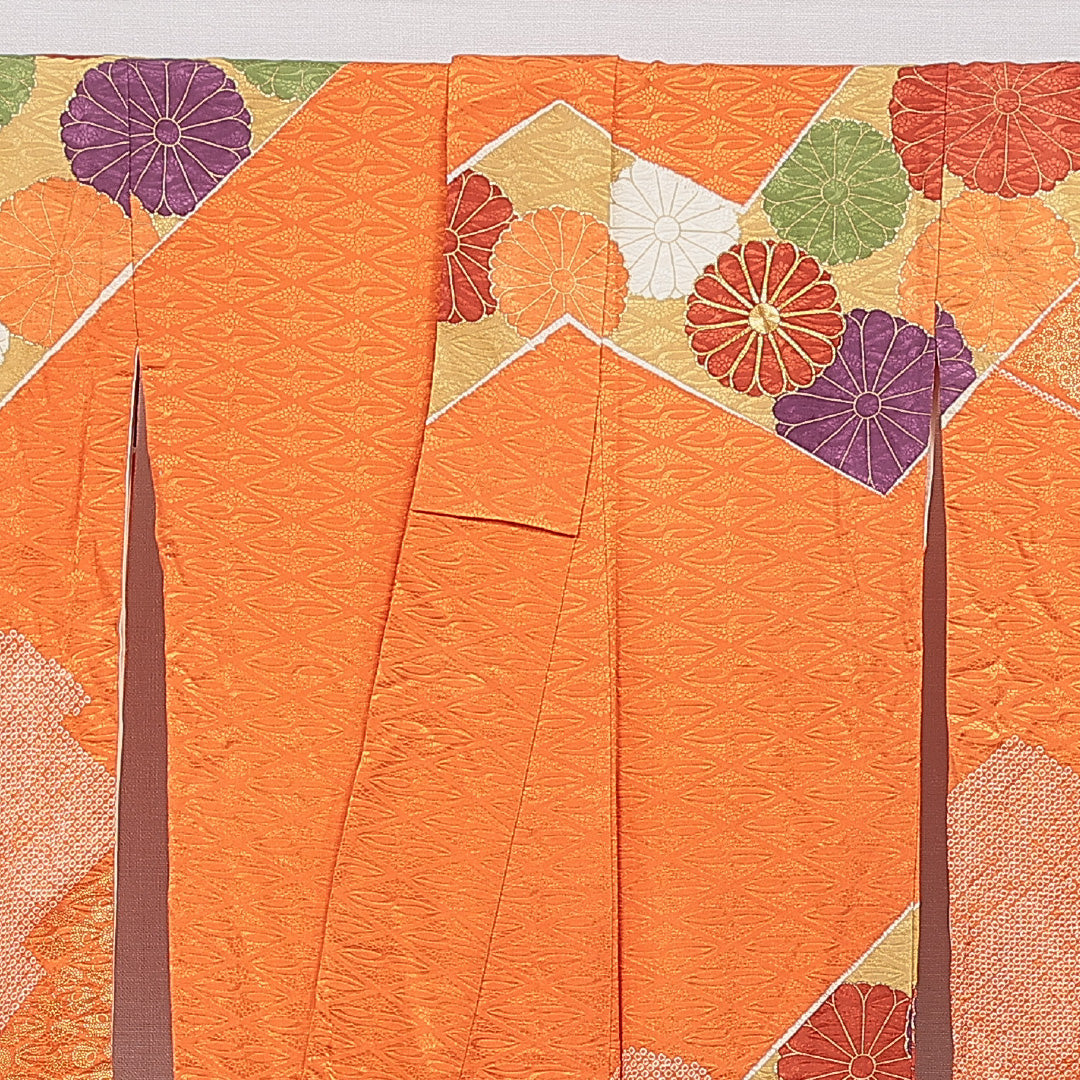 振袖 袷 身丈168cm 裄丈66cm 正絹 Sランク フォーマル 広衿 XLサイズ 金駒刺繍 菊 朱系 RP 1215-07010
