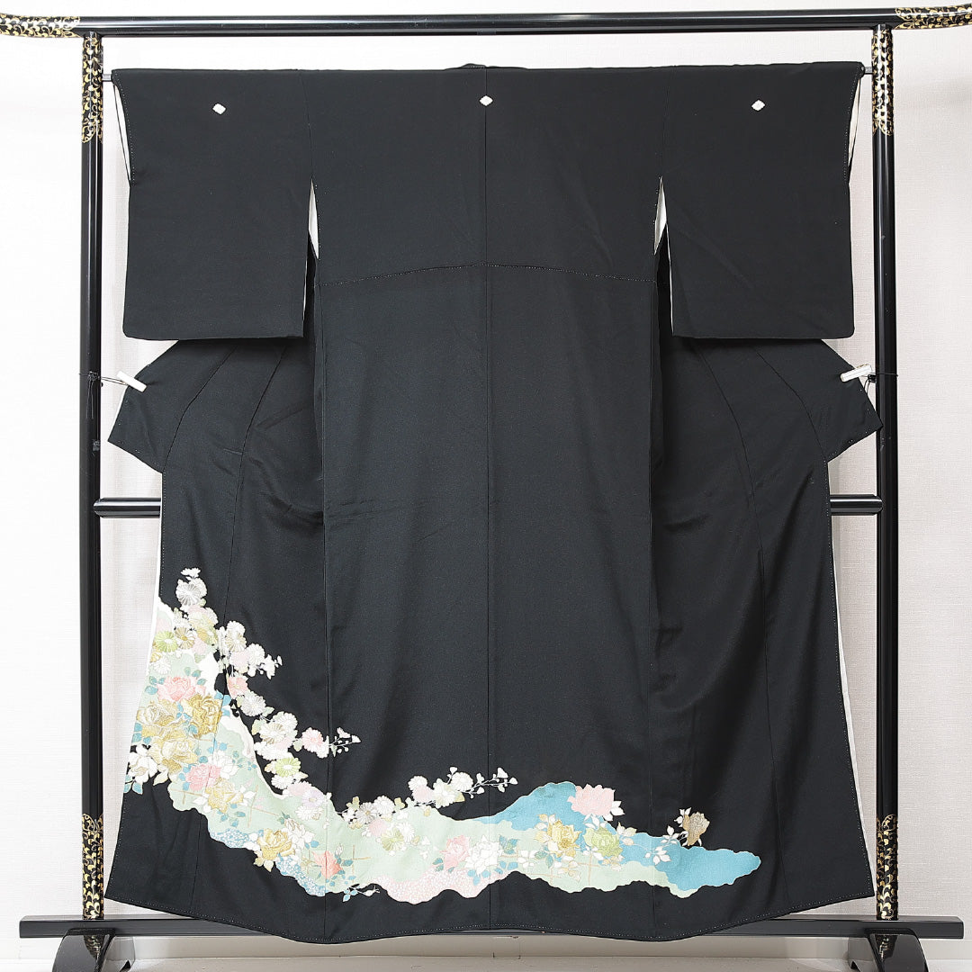 黒留袖 - 中古・リサイクル着物の糸千花