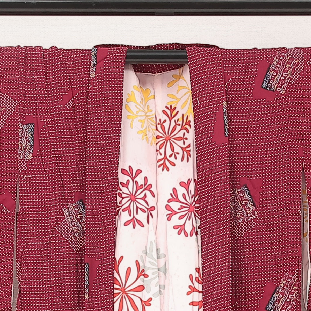 アンティーク 羽織 (紬) 袷 身丈95cm 裄丈62cm 正絹 Aランク Sサイズ 創作柄 赤系 LP 1232-17209