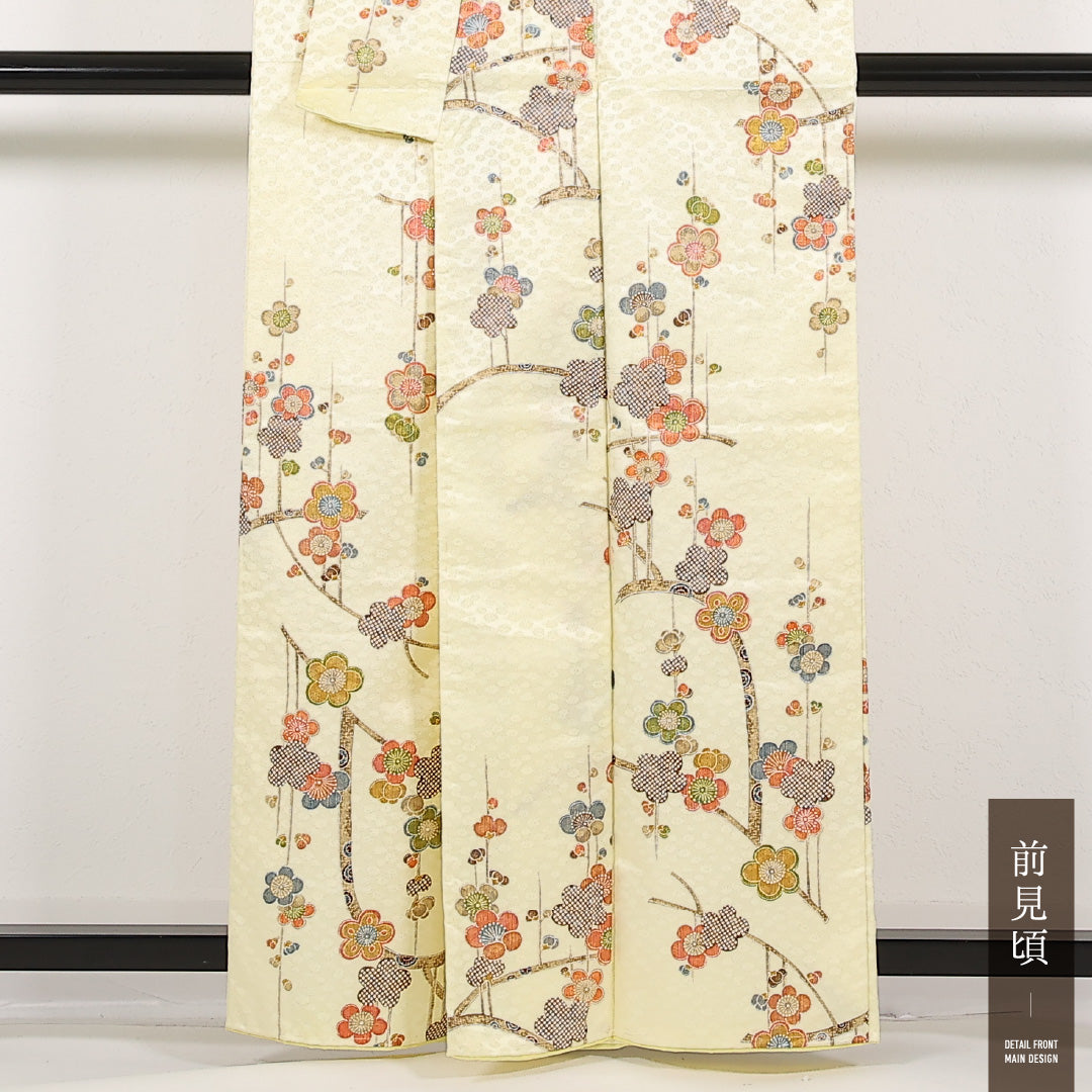 未使用品 洗える着物 小紋 袷 身丈159cm 裄丈63cm ポリエステル Sランク インフォーマル 広衿 Mサイズ しつけ糸 梅 クリーム系 RP 1221-17390
