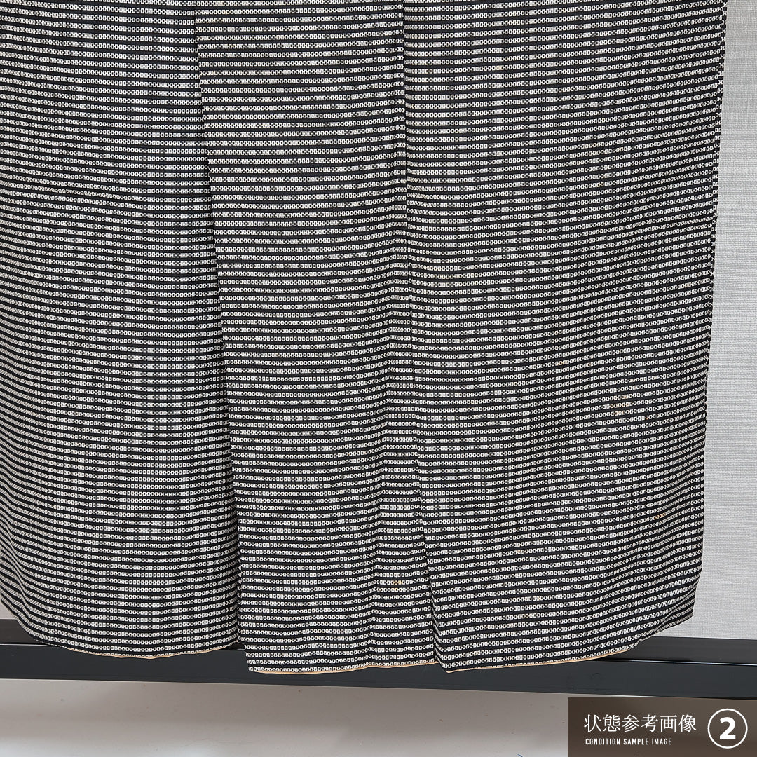 小紋 袷 身丈144cm 裄丈63cm 正絹 Bランク インフォーマル 広衿 XSサイズ 縞 白系 HP 1221-14791
