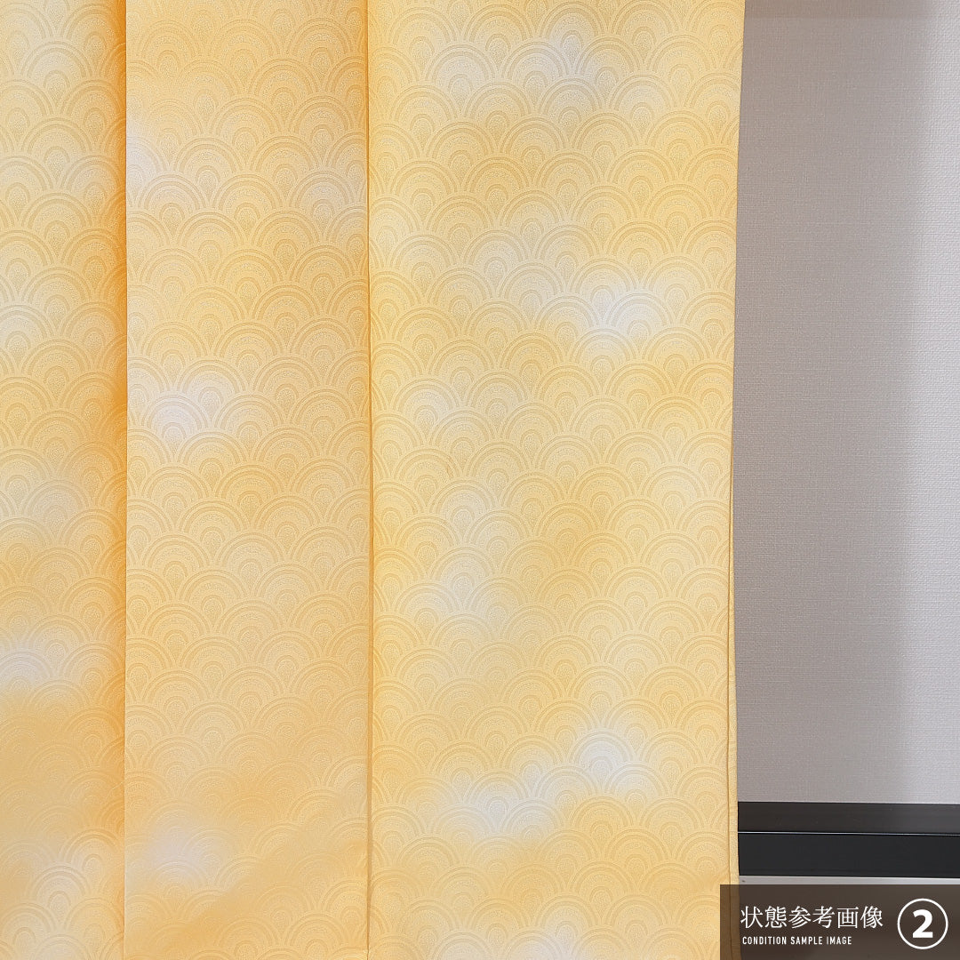 洗える着物 色無地 袷 身丈163cm 裄丈64cm ポリエステル Bランク 紋意匠 (青海波) インフォーマル 広衿 Lサイズ ぼかし染 青海波 黄系 HP 1219-14922