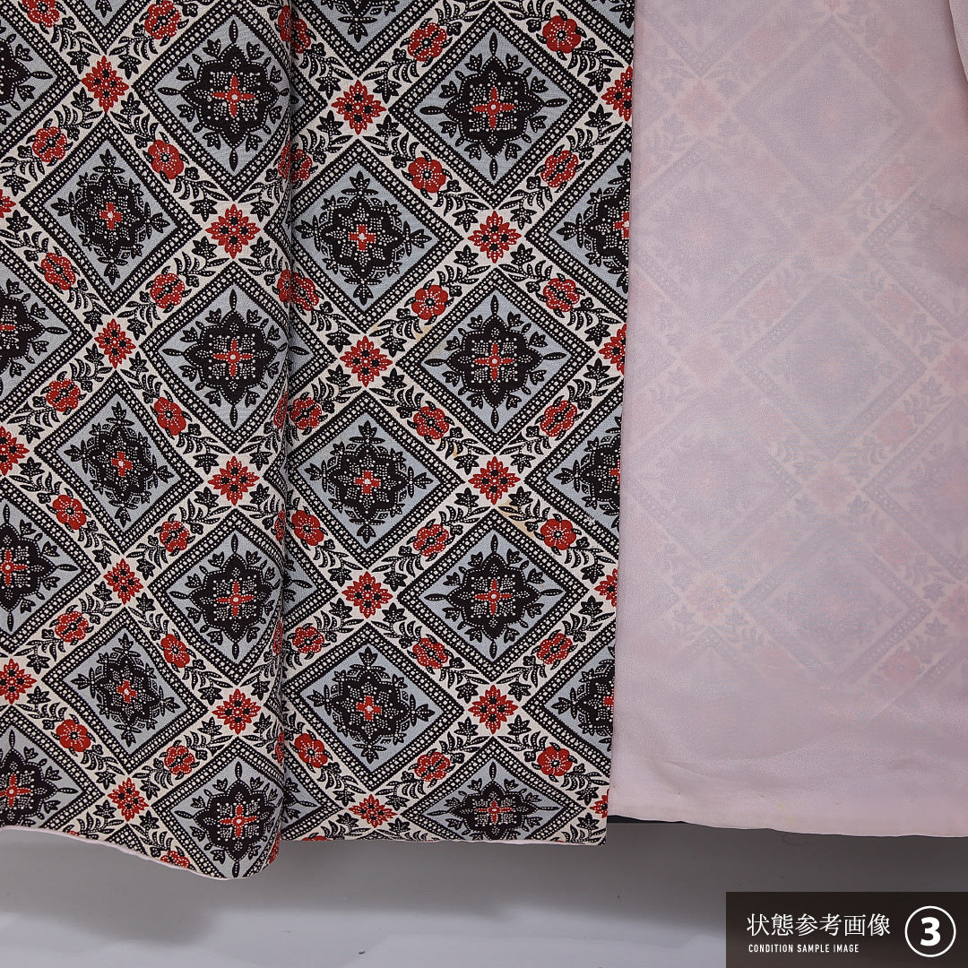 小紋 袷 身丈152cm 裄丈63cm 正絹 Bランク インフォーマル バチ衿 Sサイズ 菱 クリーム系 RP 1221-11254
