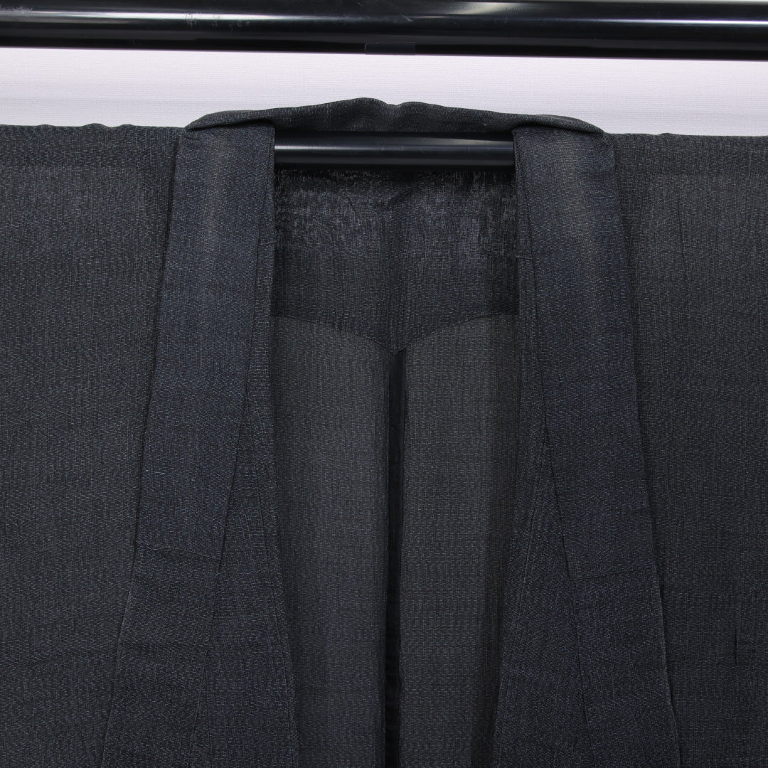 男着物 夏物 紗 身丈132cm 裄丈67cm 正絹 Aランク XSサイズ バチ衿 カジュアル 無地 黒系 1219-06288