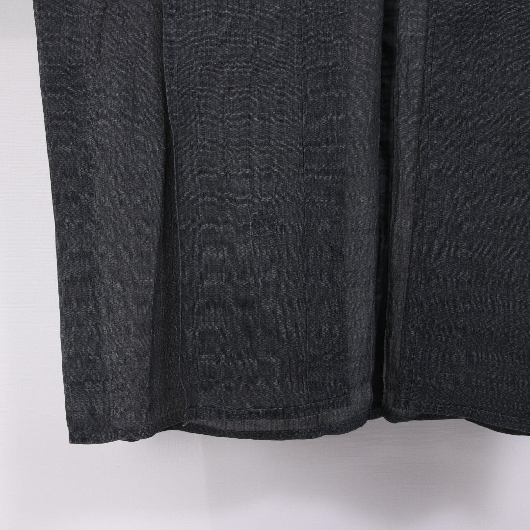男着物 夏物 紗 身丈132cm 裄丈67cm 正絹 Aランク XSサイズ バチ衿 カジュアル 無地 黒系 1219-06288
