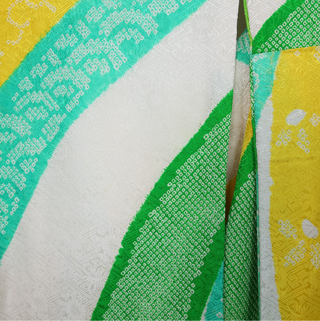 振袖 身丈163cm 裄丈63cm Cランク 袷 正絹 XL 広衿 レトロ 絞り 吉祥文様 熨斗 古典柄 白系 1213-F0433