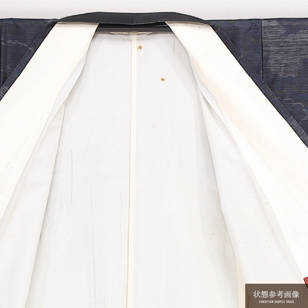 本場大島紬 袷 身丈152cm 裄丈61cm 正絹 Aランク インフォーマル 広衿 Sサイズ 緯総絣 証紙 雲取り 紺系 M4 1223-13508