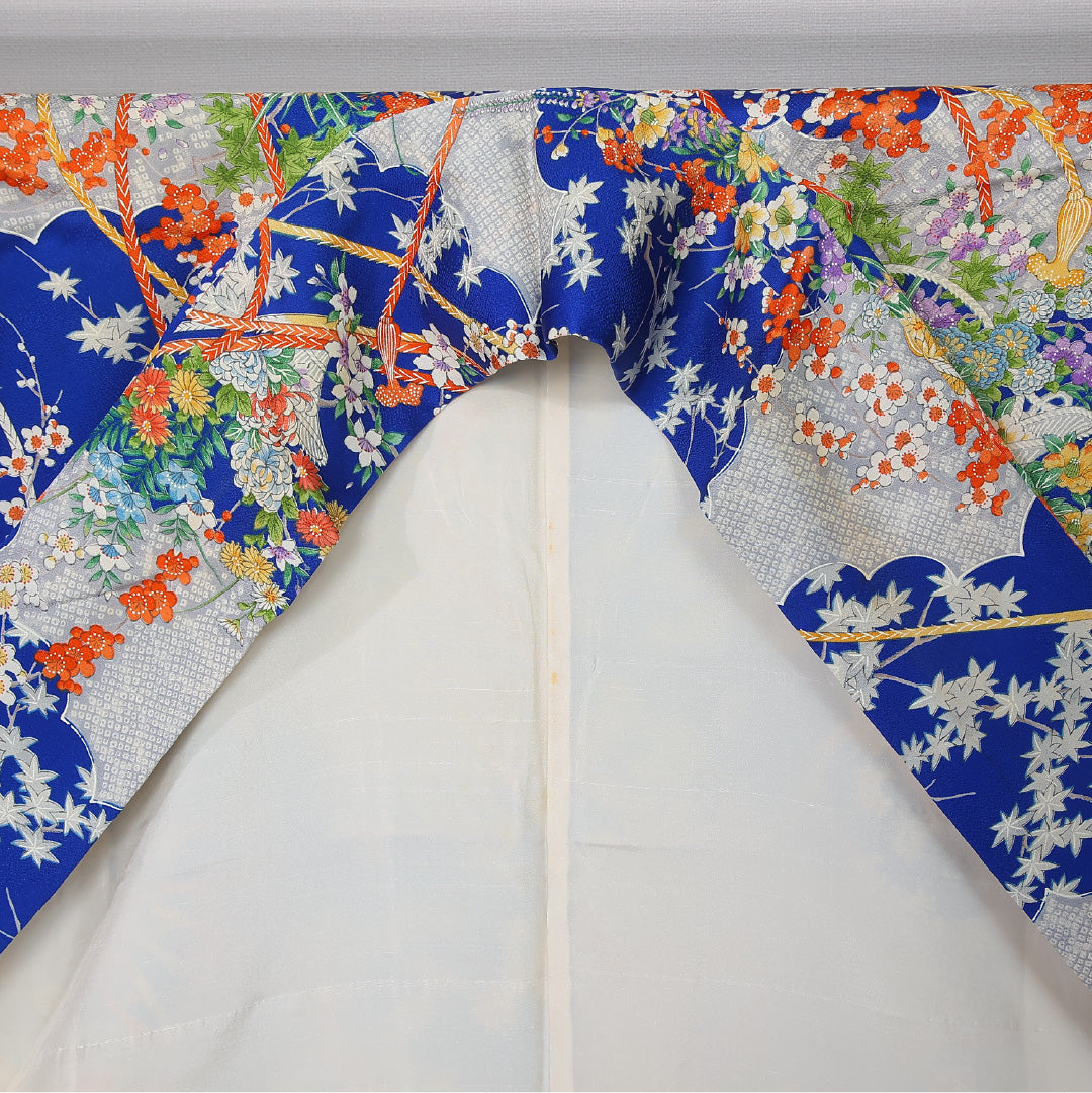 振袖 身丈157cm 裄丈65cm Cランク 袷 正絹 S 広衿 吉祥文様 組紐 古典柄 花柄 青系 1213-F0428
