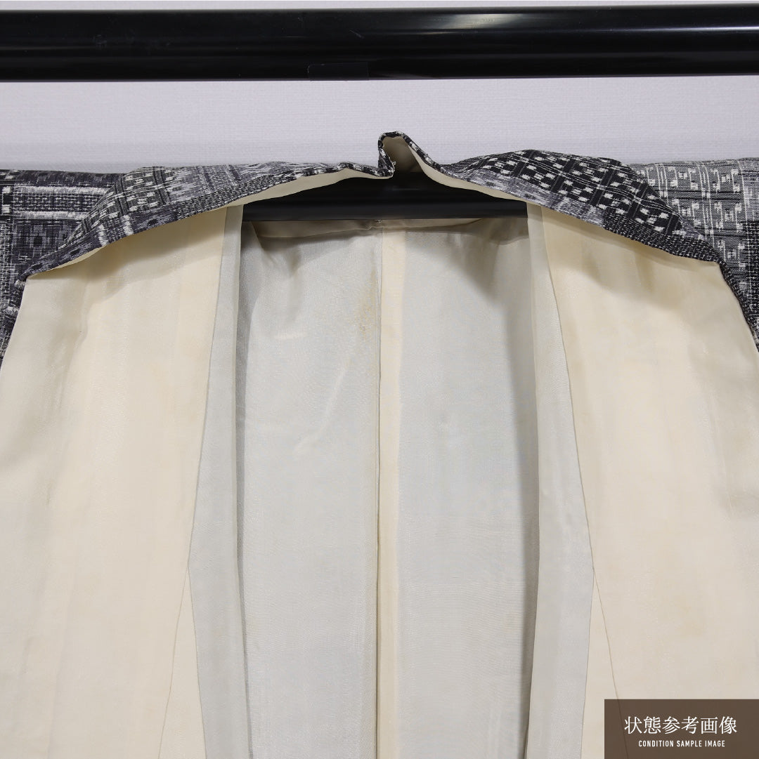 紬 袷 身丈161cm 裄丈65cm 正絹 Cランク カジュアル 広衿 Lサイズ 創作柄 グレー系 LP 1223-11870