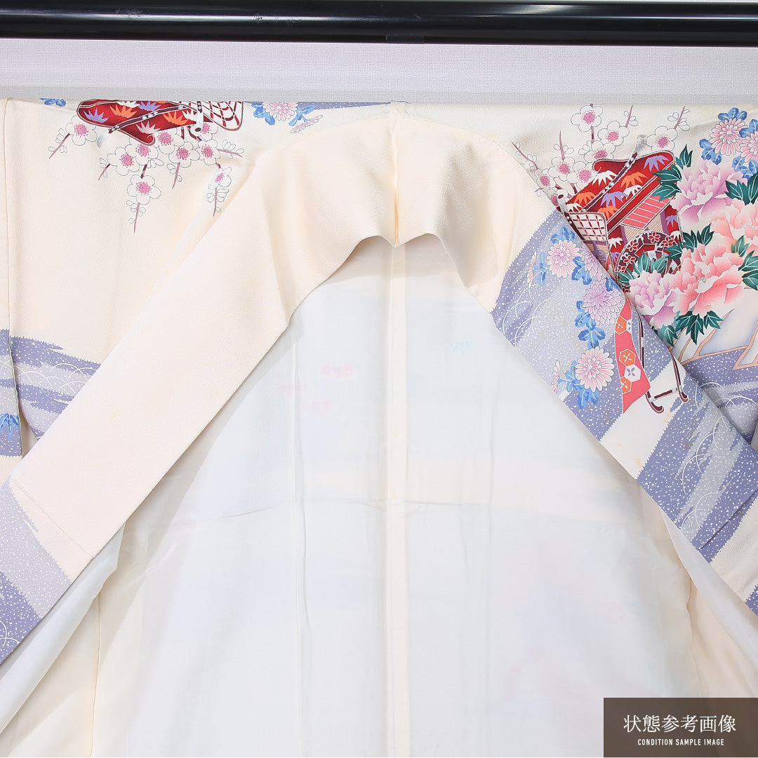振袖 身丈160cm 裄丈67.5cm Cランク 袷 正絹 S 広衿 御所車 古典柄 菊 牡丹 友禅 菖蒲 白系 1213-F0446
