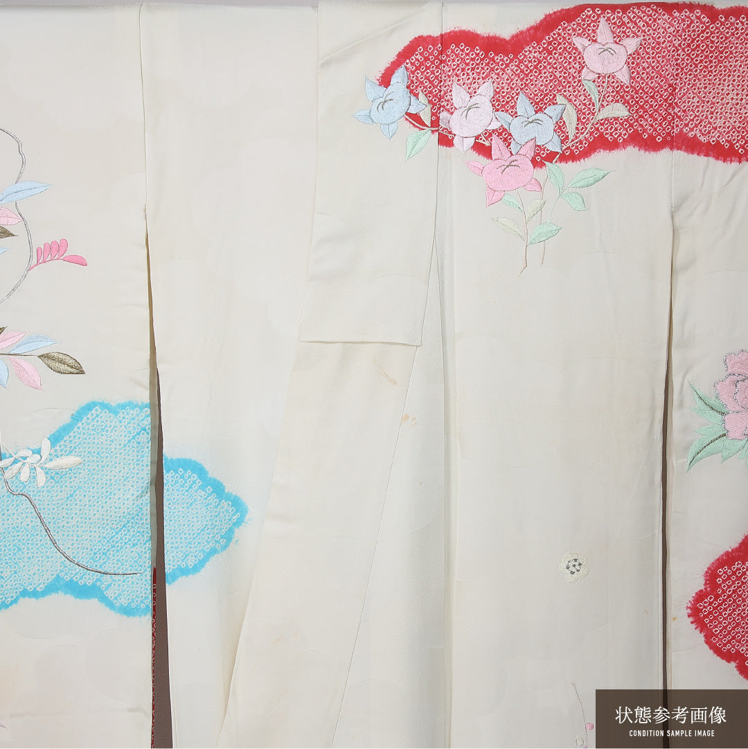 アンティーク 振袖 身丈155cm 裄丈64cm Cランク 正絹 袷 広衿 M 絞り 刺繍 雲取り 牡丹 古典的 落ち着き クリーム系 1213-F0452