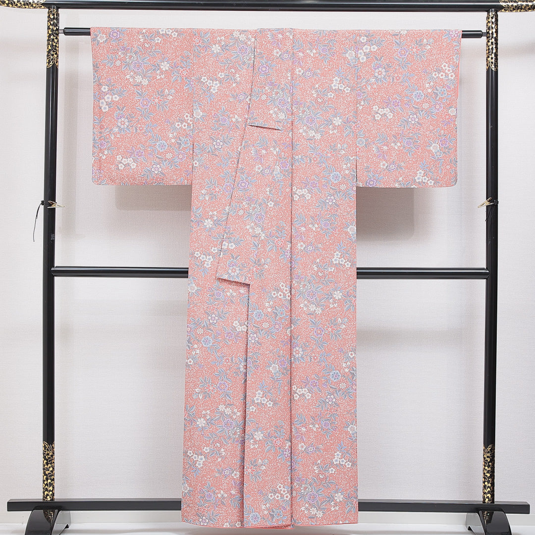 洗える着物 小紋 袷 身丈158cm 裄丈62cm ポリエステル Sランク インフォーマル 広衿 Mサイズ 花柄 ピンク系 RP 1221-16436