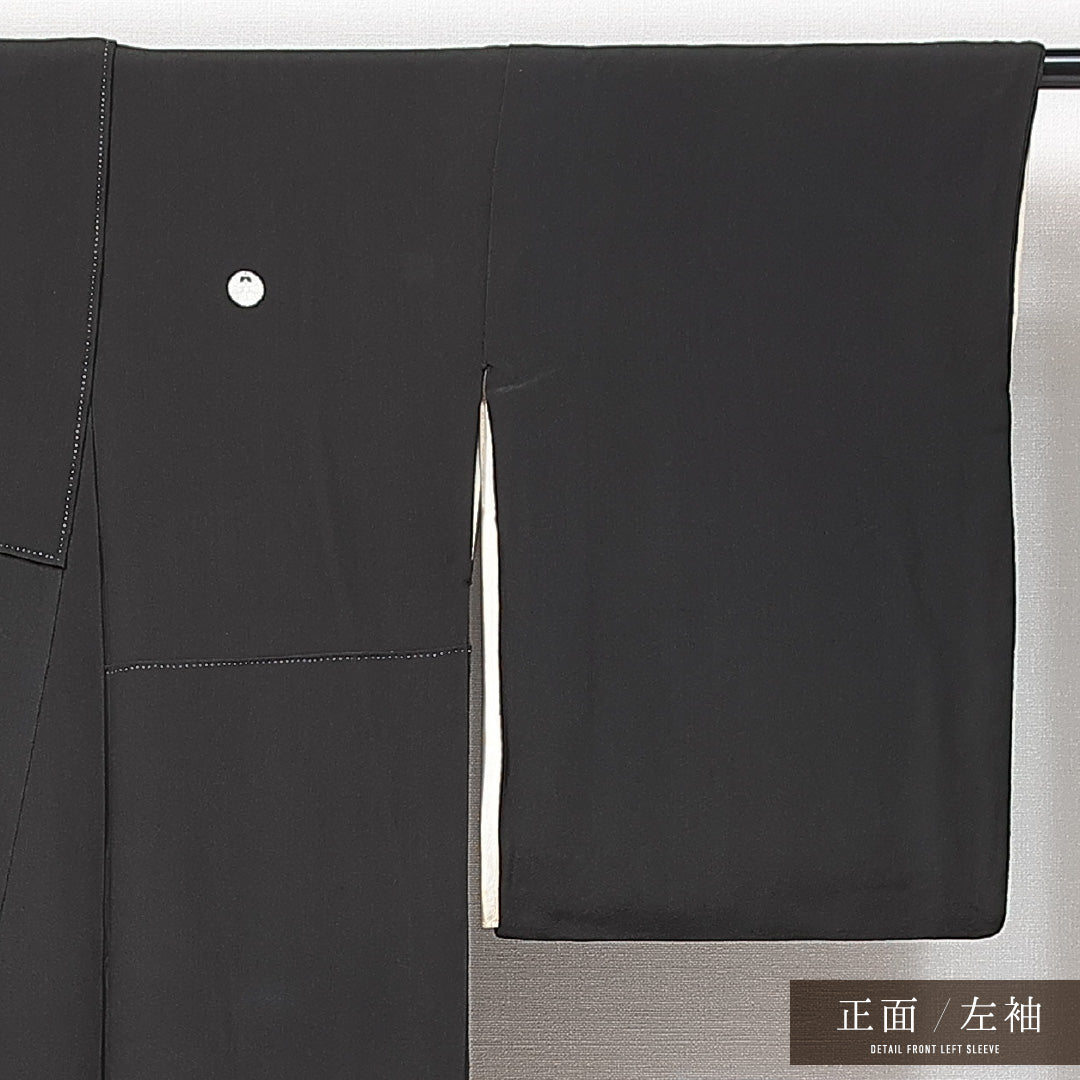 黒留袖 袷 身丈160cm 裄丈61cm 五つ紋 浮線柏 フォーマル Aランク Lサイズ 正絹 比翼仕立て 広衿 鶴 金駒刺繍 1211-F0630