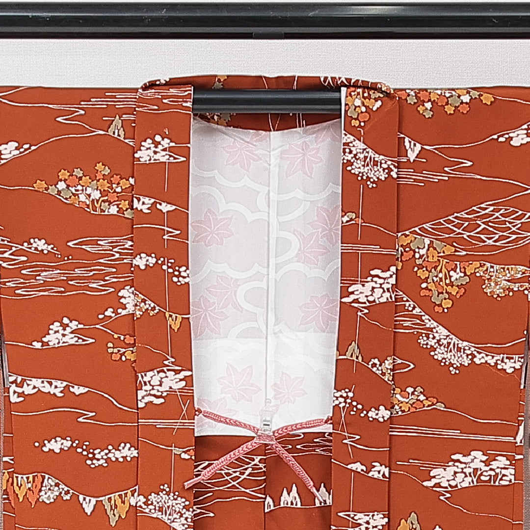 未使用品 羽織 袷 身丈79cm 裄丈63cm 正絹 Nランク カジュアル Sサイズ 紐あり しつけ糸 山 茶系 RP 1232-15318