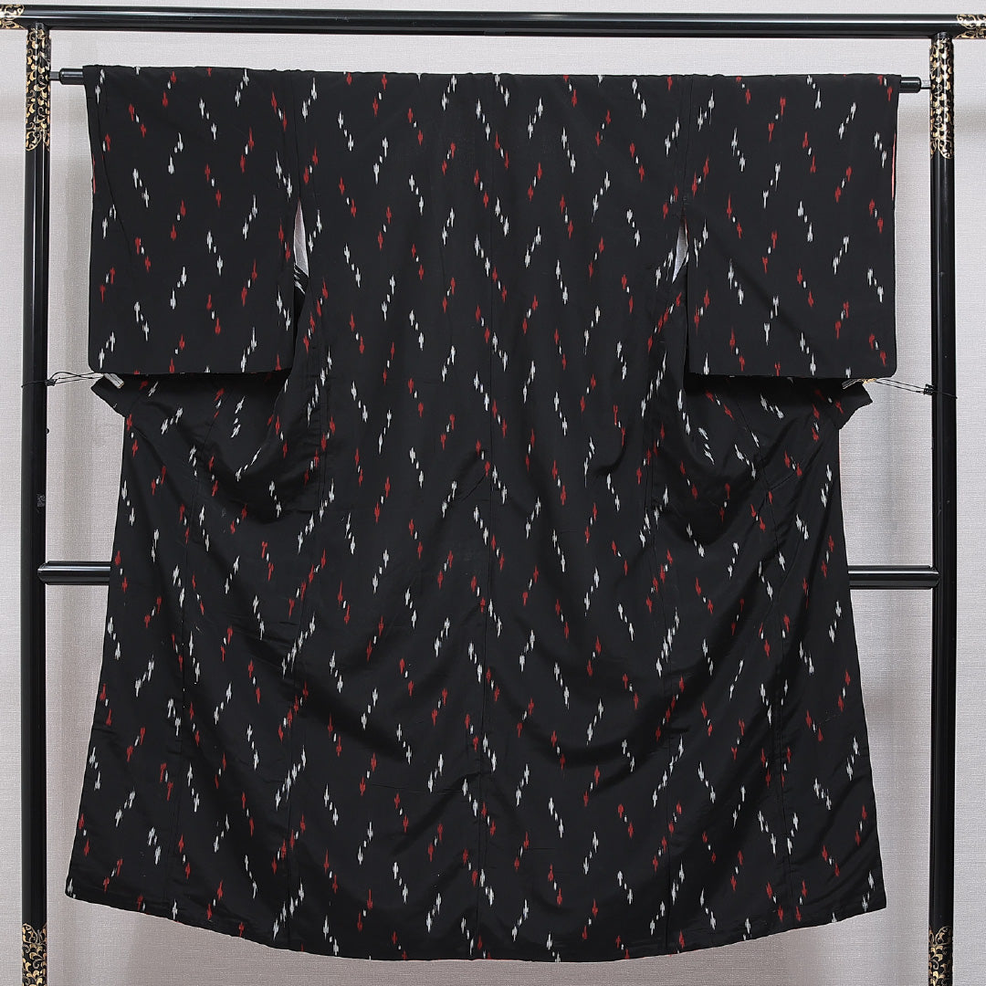 アンティーク お召 袷 身丈143cm 裄丈62cm 正絹 Bランク XSサイズ バチ衿 創作柄 黒系 1265-15967