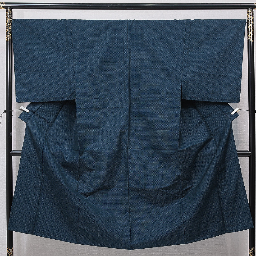 ウールの男着物（紬） 洗える着物 単衣 身丈139cm 裄丈67cm ウール Cランク Sサイズ 棒衿 カジュアル 肩当て 亀甲 1219-15764