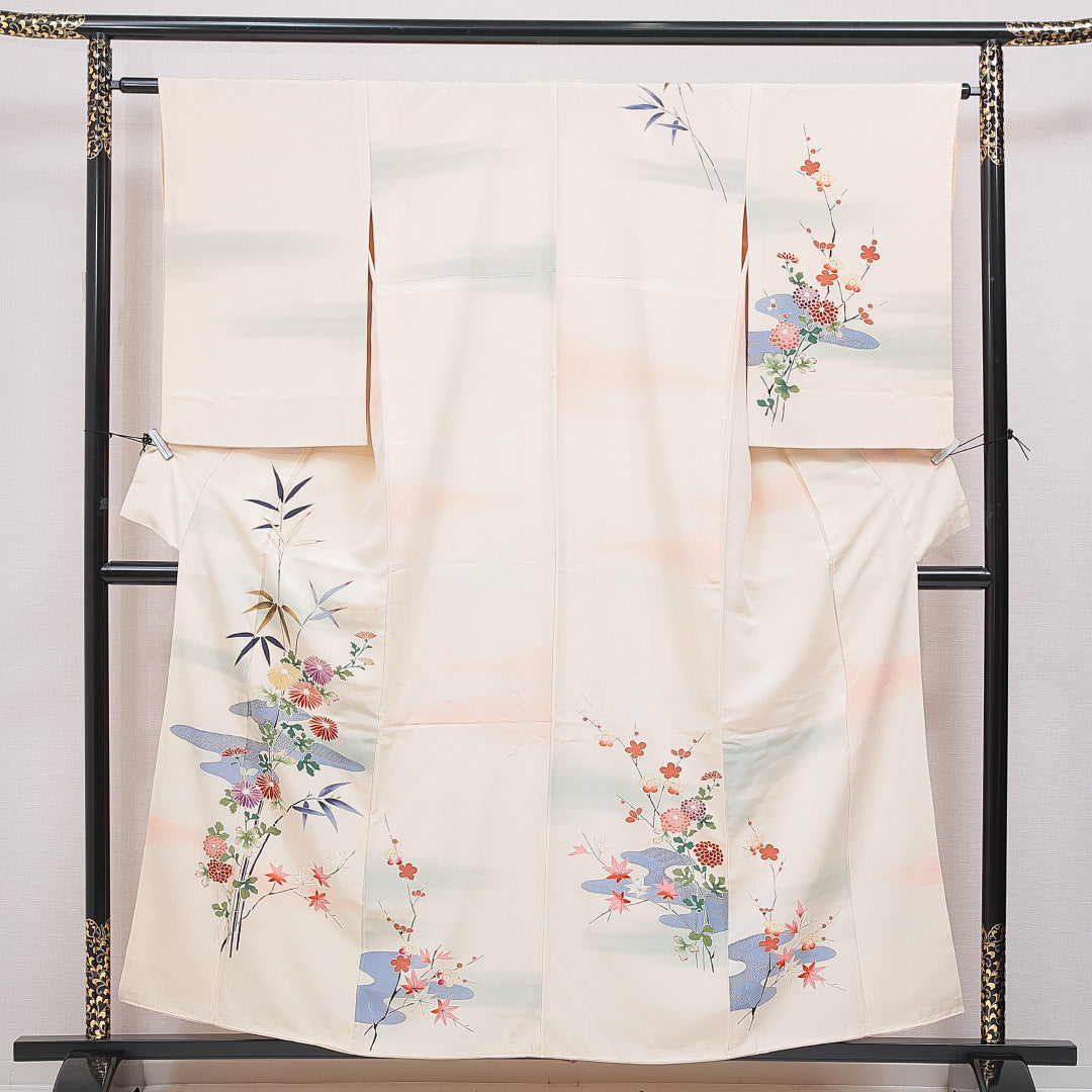 付下げ 袷 身丈156cm 裄丈62cm 正絹 Cランク Mサイズ 広衿 インフォーマル ちりめん 流水 菊 クリーム系 1261-16666