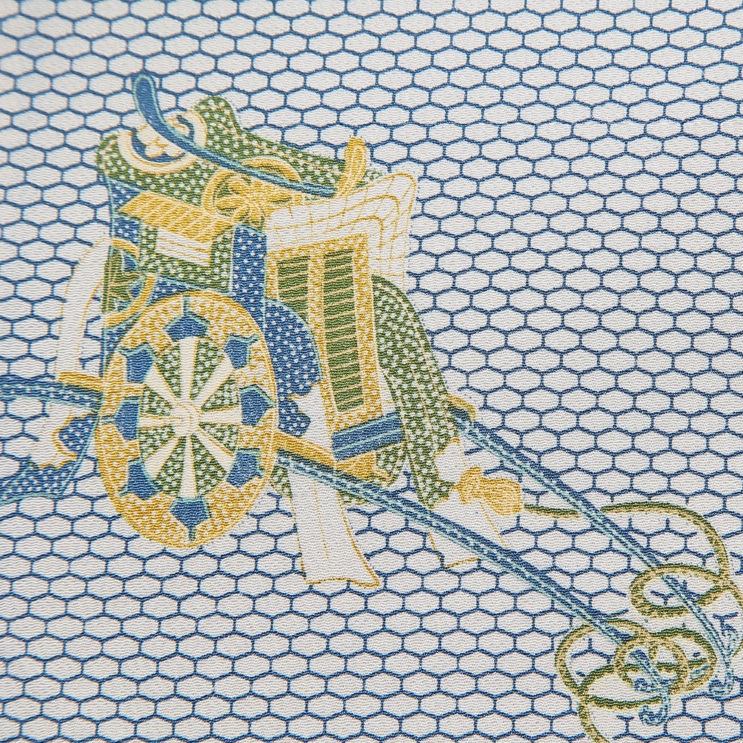 小紋 洗える着物 袷 身丈155cm 裄丈62cm ポリエステル Cランク Mサイズ 広衿 インフォーマル 御所車 亀甲 クリーム系 1215-16091