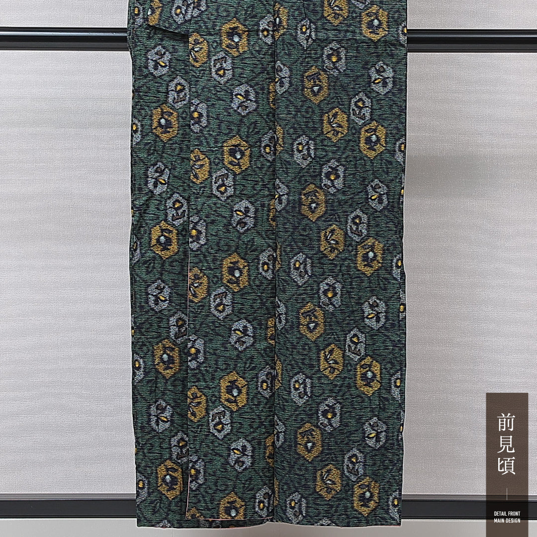 アンティーク 紬 袷 身丈154cm 裄丈60cm 正絹 Aランク バチ衿 Sサイズ 創作柄 緑系 RP 1223-16757