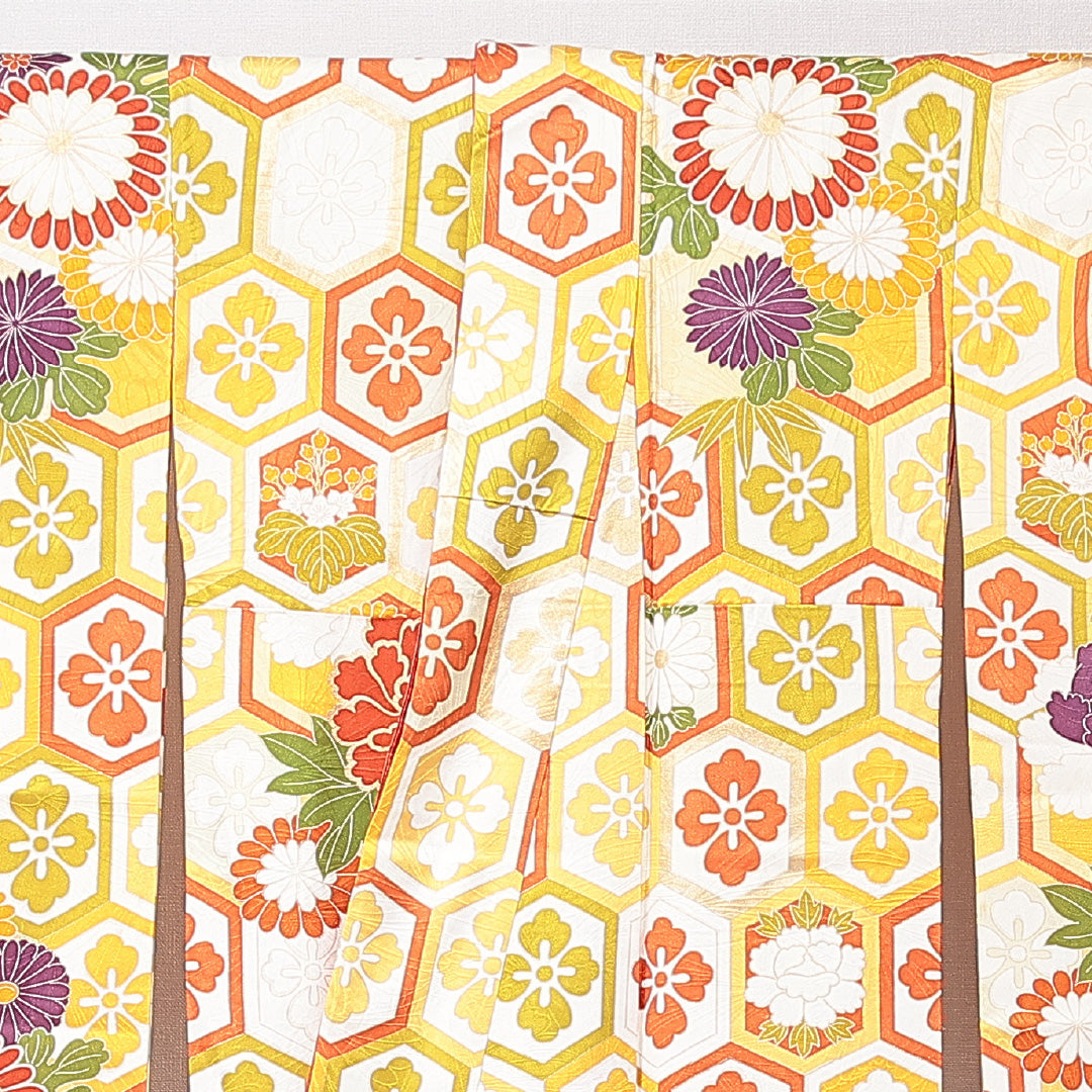 振袖 袷 身丈155cm 裄丈63cm フォーマル Cランク Mサイズ 正絹 広衿 亀甲 牡丹 蘇州刺繍 金駒刺繍 1213-F0670