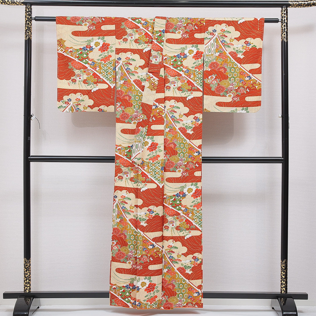 小紋 袷 身丈158cm 裄丈62cm 正絹 Sランク インフォーマル バチ衿 Mサイズ 菊 吉祥文様 朱系 RP 1221-16736